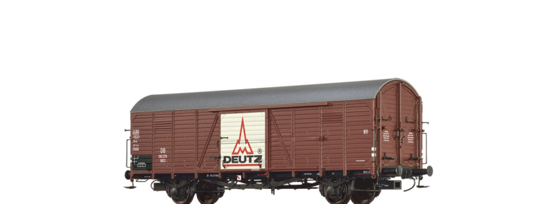 GEDECKTER GÜTERWAGEN GLT23 „DEUTZ TRAKTOREN” DER DB