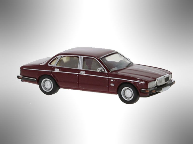 Jaguar XJ 40, metallic-dunkelrot, 1986